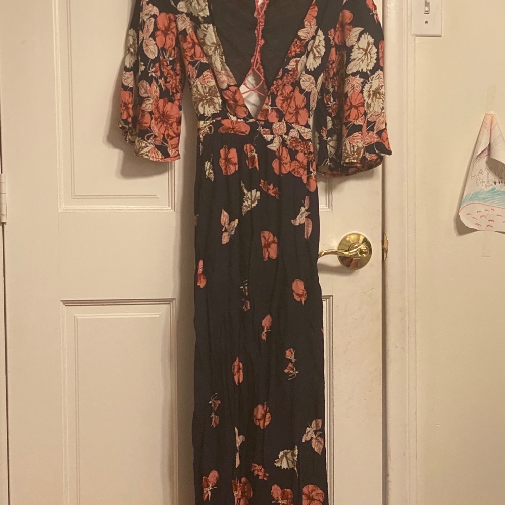NWOT SHEIN cross back floral maxi - Picture 4 of 4